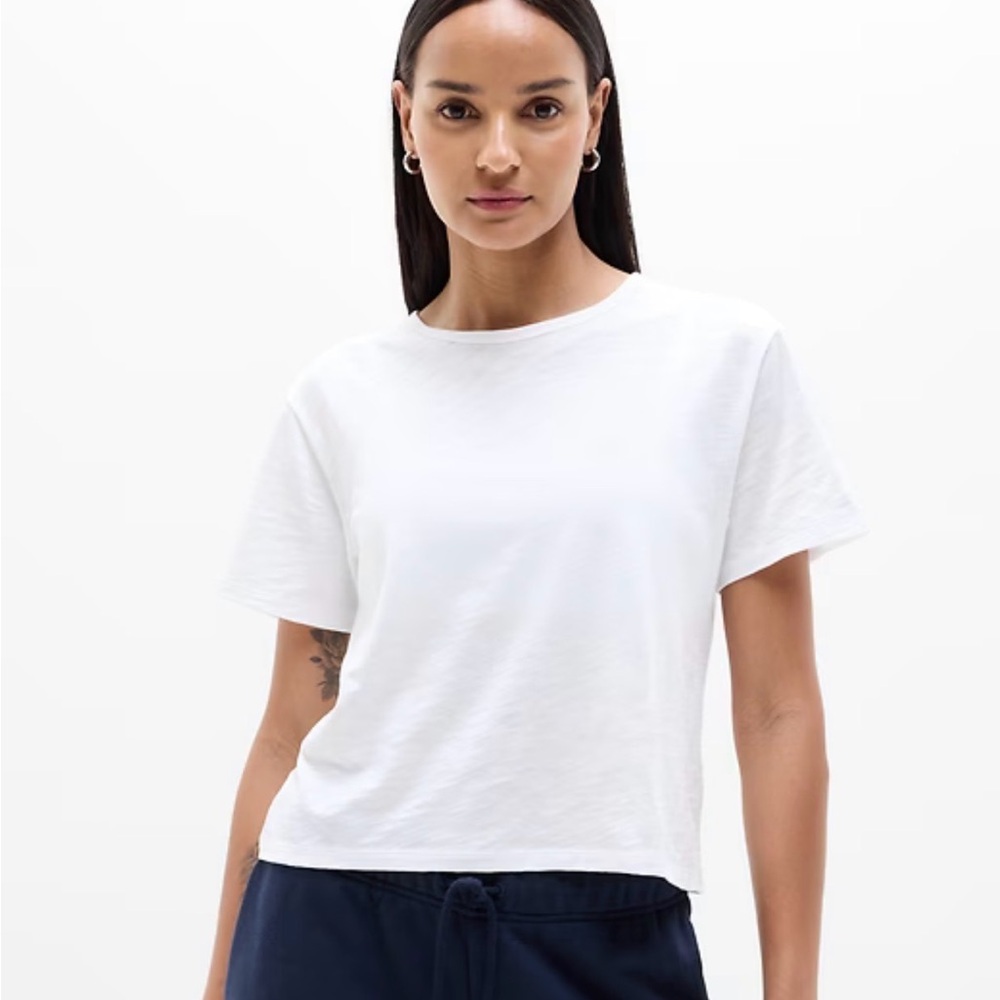 🏷️NWT Athleta Size Large Essential Slub Tee Bright White Semi-Fitted Crew Neck - Picture 14 of 16